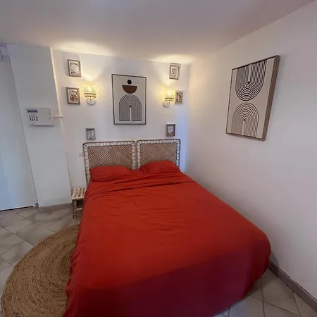 Apartment 4/6 Personnes, Jardin, Terrasse, Vue La Londe-les-Maures
